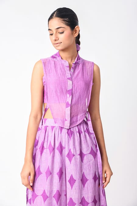 Buy_JAYATI GOENKA_Purple Chanderi Silk Embroidery Collared, Mandarin Printed Pant Set With Overlay _Online_at_Aza_Fashions