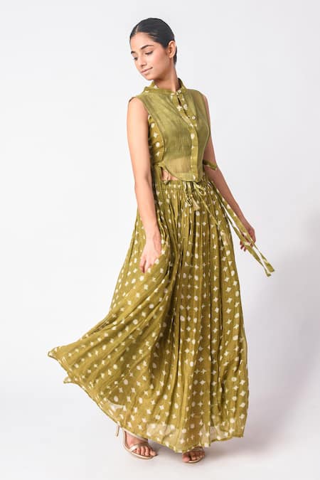 Shop_JAYATI GOENKA_Green Chanderi Silk Embroidery Round Neck, High Printed Skirt Set With Overlay _Online_at_Aza_Fashions