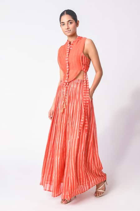 JAYATI GOENKA Orange Chanderi Silk Tassels Mandarin Collar, Skirt Set With Overlay Online at Aza Fashions JAYATI GOENKA_Orange Chanderi Silk Tassels Mandarin Collar, Skirt Set With Overlay _Online_at_Aza_Fashions