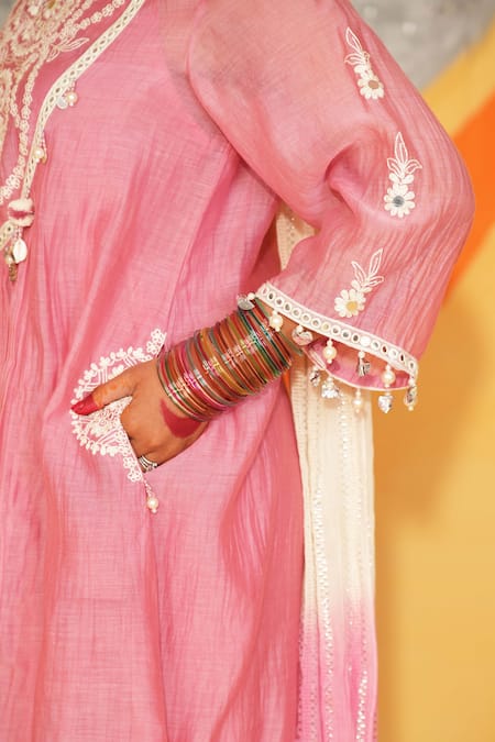 Jyoti Bansal_Pink Chanderi, Cotton Embroidery, Lace, Mirrors, Tassels Round Neck Kurta Set _at_Aza_Fashions
