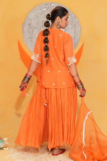 Jyoti Bansal Embroidered Kurta Skirt Set 