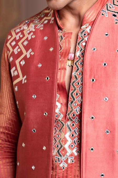 Shop_Kaaj Button_Lightening Applique Bundi Kurta Set _Online_at_Aza_Fashions