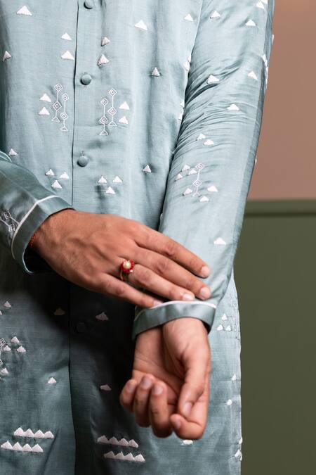 Buy_Kaaj Button_Blue Satin, Cotton, Linen Embroidery Warli Kurta Set 