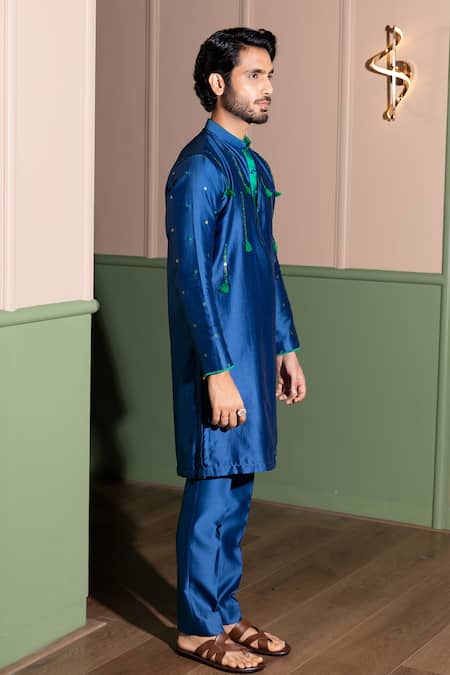 Kaaj Button_Tassel Drop Kurta Set _Online_at_Aza_Fashions