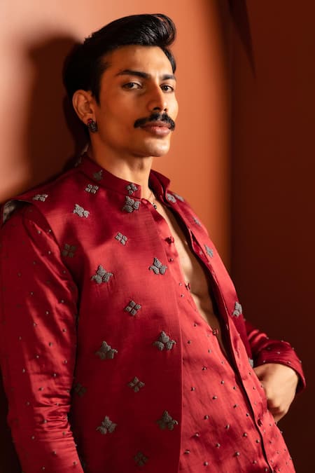 Buy_Kaaj Button_Knotty Affair Kurta Bundi Set _Online_at_Aza_Fashions