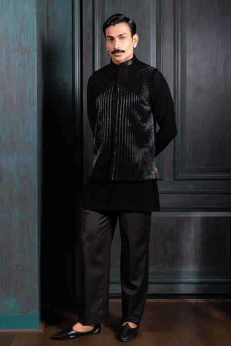 Buy_Kaaj Button_Glam Open Bundi Kurta Set _Online_at_Aza_Fashions