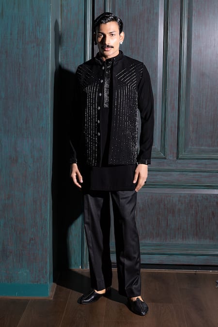 Kaaj Button Glam Open Bundi Kurta Set 