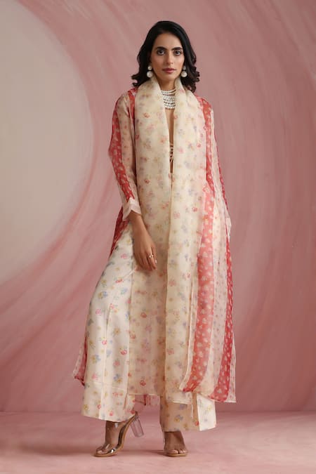 Moh India_Ivory Organza V-, Open Palace Petals Overlay _at_Aza_Fashions