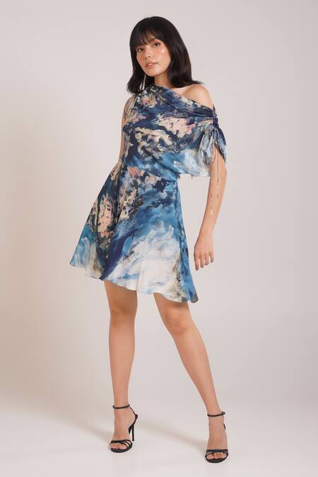 Advait_Nuri Ruched Dress _Online_at_Aza_Fashions