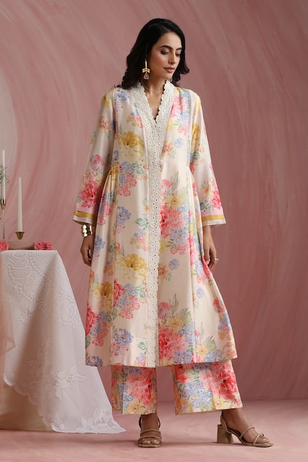 Moh India Ivory Chanderi Silk, Organza Lace, Rose Mahal Side Gathered Kurta Pant Set 