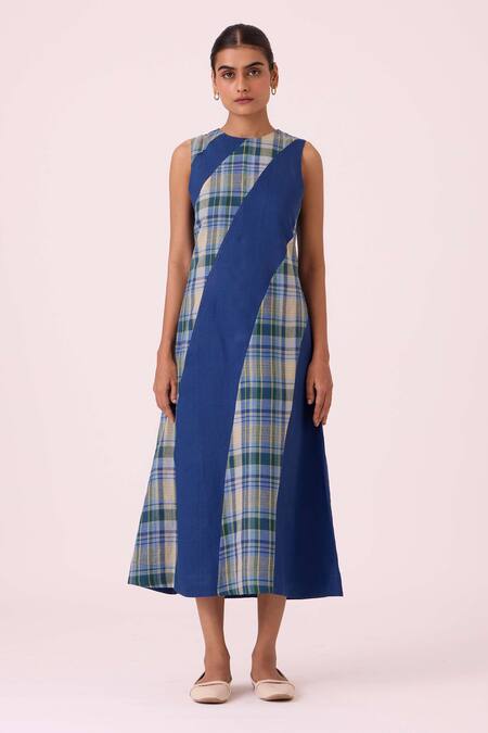 The Summer House_Blue Linen Round Neck Waltz Panelled Midi Dress _Online_at_Aza_Fashions