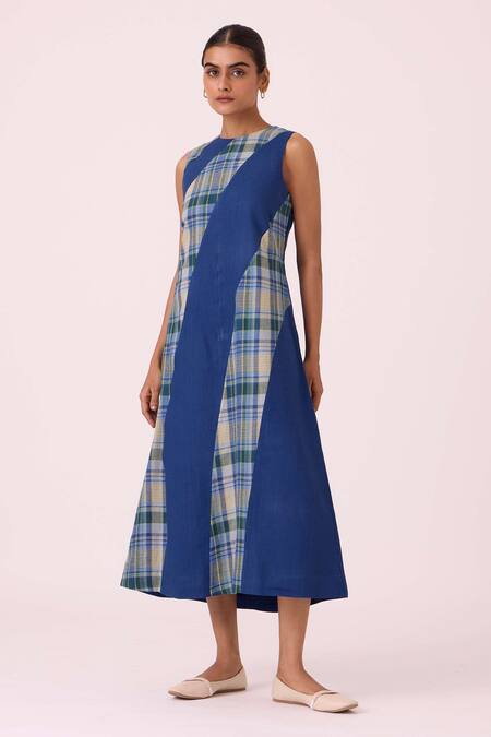Buy_The Summer House_Blue Linen Round Neck Waltz Panelled Midi Dress _Online_at_Aza_Fashions