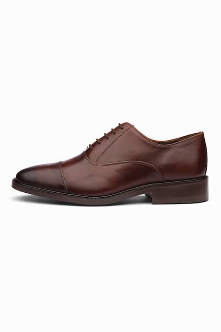 Dapper Shoes_Brown Cap Toe Oxford Shoes _Online_at_Aza_Fashions