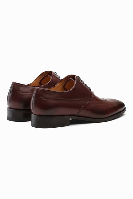 Buy_Dapper Shoes_Burgundy Swan Neck Leather Oxford Shoes _Online_at_Aza_Fashions