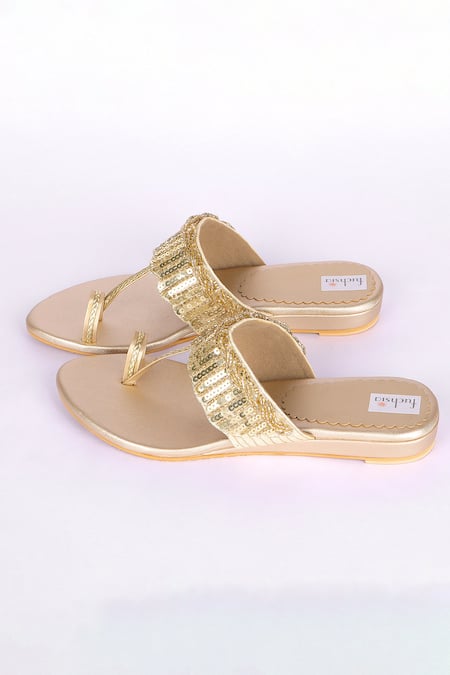 Shop_Fuchsia by aashaka mehta_Gold Sequins, Embroidery Arora Kolhapuri Sandals _Online_at_Aza_Fashions