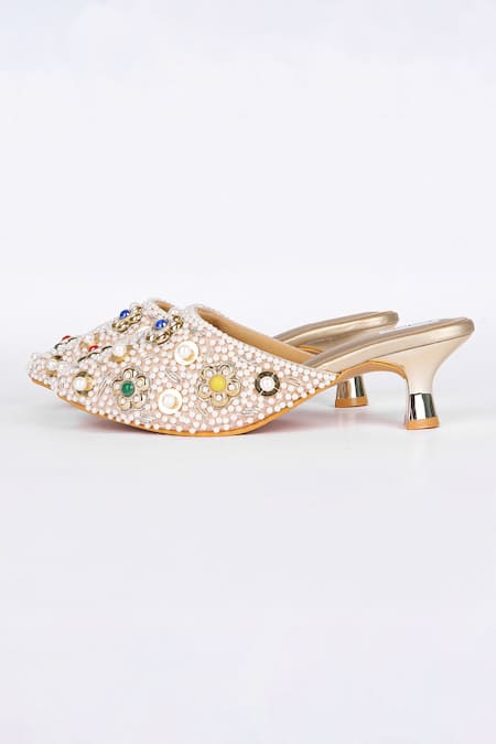 Buy_Fuchsia by aashaka mehta_Off White Pearls, Beads, Gemstones, Sequins, Embroidery Mojari Heels _Online_at_Aza_Fashions
