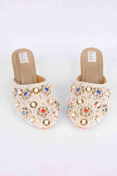 Fuchsia by aashaka mehta Embroidered Mojari Heels 