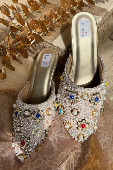 Fuchsia Off White Pearls, Beads, Gemstones, Sequins, Embroidery Mojari Heels