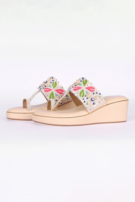 Fuchsia by aashaka mehta_Cream Embroidery, Beads Morocco Kolhapuri Wedges _Online_at_Aza_Fashions