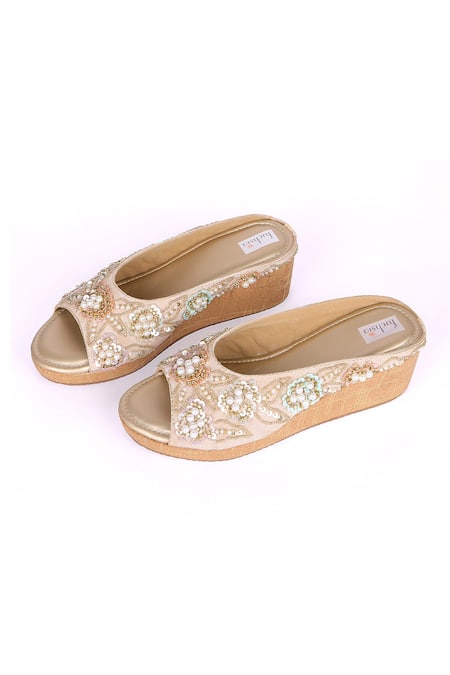 Buy_Fuchsia by aashaka mehta_Gold Embroidery, Beads, Sequins Floral Wedges _Online_at_Aza_Fashions