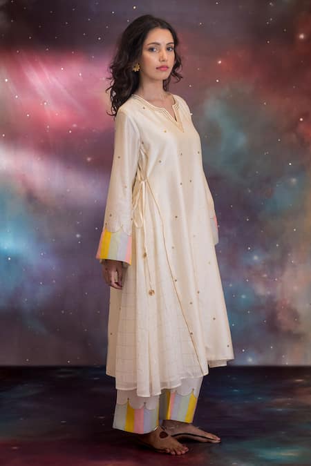 Buy_Kacha Tanka_Ivory Chanderi Embroidery Notched Neck Ikra Kurta Set _Online_at_Aza_Fashions