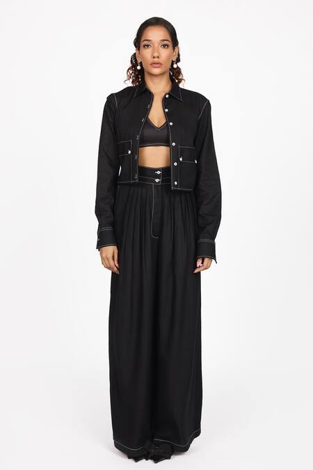 Shop_Dev And Viv_Black Round Neck Cropped Shirt Jacket _Online_at_Aza_Fashions