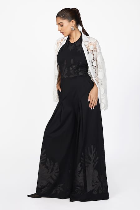 Dev And Viv White Lace Embroidery Round Neck Jacket Online at Aza Fashions Dev And Viv_White Lace Embroidery Round Neck Jacket _Online_at_Aza_Fashions