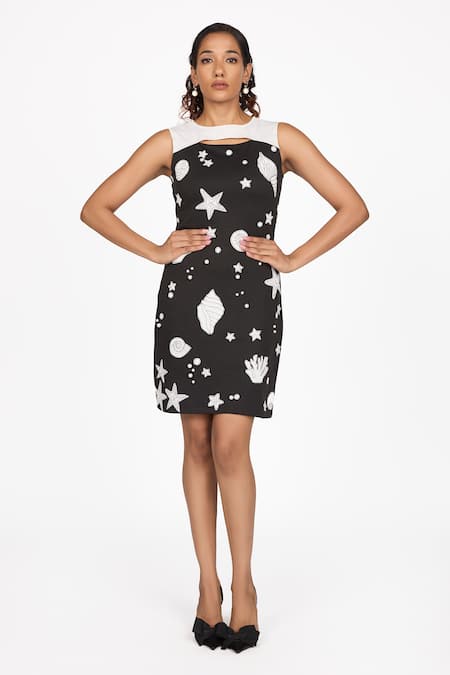 Dev And Viv Black Polyester Round Neck Constellation Pattern Dress 