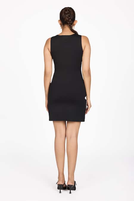 Shop Dev And Viv Black Rayon Crew Neck Star Fish Pattern Dress at Aza Fashions Shop_Dev And Viv_Black Rayon Crew Neck Star Fish Pattern Dress _at_Aza_Fashions