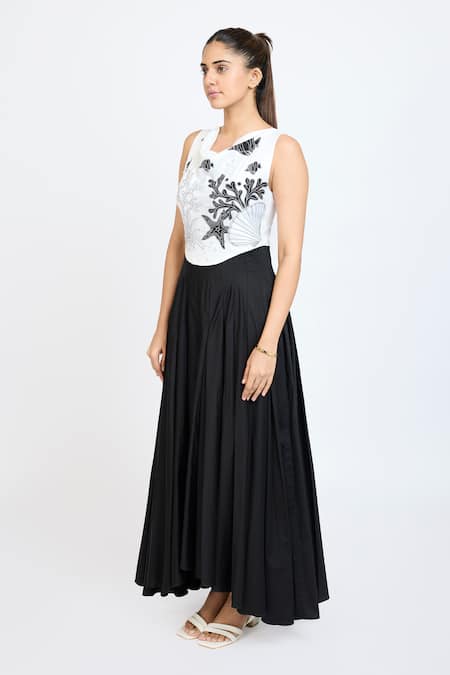 Dev And Viv Black Cotton Pearls, Embroidery Round Neck Under Water Pattern Dress Online at Aza Fashions Dev And Viv_Black Cotton Pearls, Embroidery Round Neck Under Water Pattern Dress _Online_at_Aza_Fashions