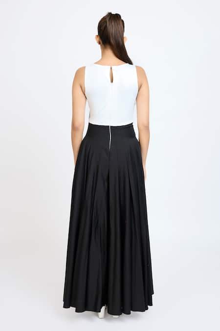 Shop Dev And Viv Black Cotton Pearls, Embroidery Round Neck Under Water Pattern Dress at Aza Fashions Shop_Dev And Viv_Black Cotton Pearls, Embroidery Round Neck Under Water Pattern Dress _at_Aza_Fashions