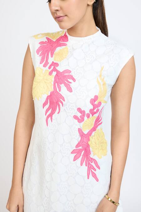 Shop_Dev And Viv_White Lace Embroidery High Neck Dress _Online_at_Aza_Fashions
