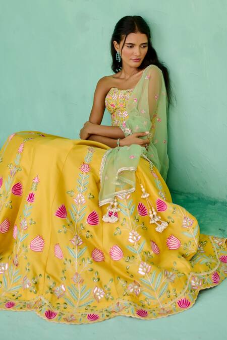 Shop_Chamee And Palak_Yellow Dupion, Silk, Net Embroidery Sweetheart Falak Floral Pattern Lehenga Set _Online_at_Aza_Fashions