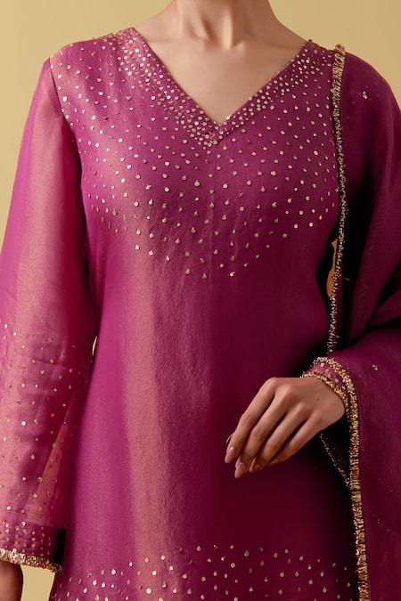 Shop_Ikshita Choudhary_Magenta Organza Embroidery, Sequins V-neck Kurta Set _Online_at_Aza_Fashions