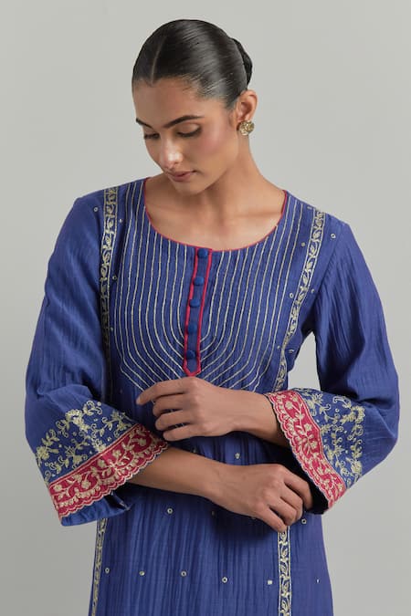 Shop_Ikshita Choudhary_Blue Chanderi Embroidery Round Neck Kurta Set _Online_at_Aza_Fashions