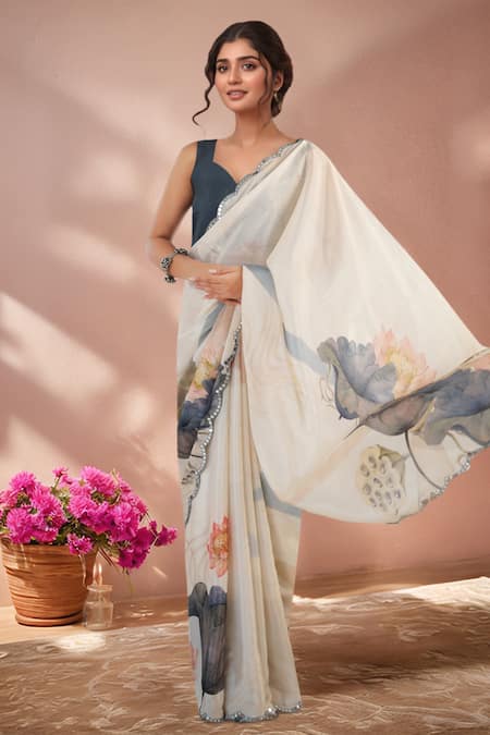 Naintara Bajaj Printed Saree With Unstitched Blouse Piece 