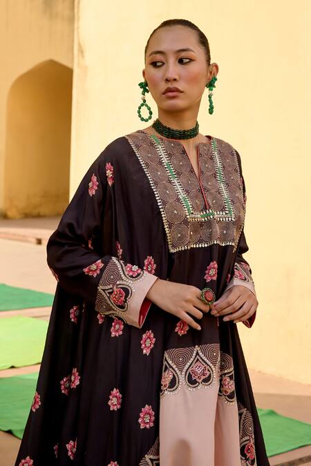 Shop_Swati Vijaivargie_Black Silk Notched Neck Rani Floral Pattern Cape With Pant _Online_at_Aza_Fashions