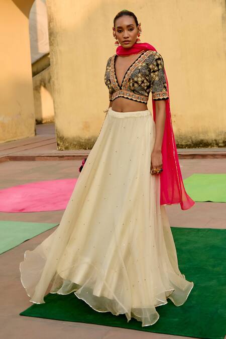 Shop Swati Vijaivargie Black Organza Embroidery, Sequins V-neck Chand Blouse And Lehenga Set Online at Aza Fashions Shop_Swati Vijaivargie_Black Organza Embroidery, Sequins V-neck Chand Blouse And Lehenga Set _Online_at_Aza_Fashions