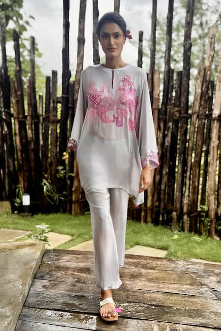 Basil Leaf Gray Crepe Embroidery, Piping Keyhole Neck Kurta And Pant Set 