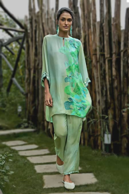 Basil Leaf Aqua Crepe Embroidery, Mirrors Keyhole Neck Kurta And Pant Set 