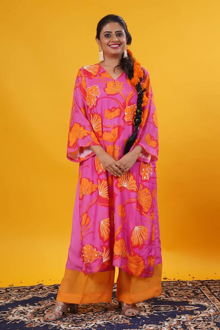 Saangi Fuschia Pink Floral Print Kurta With Palazzo 
