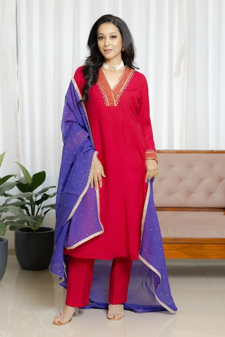 Saangi Magenta Pink Chanderi Kurta Set 