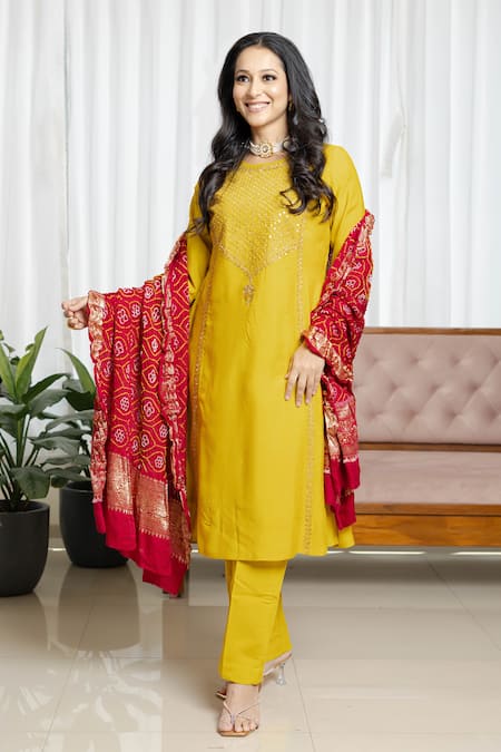 Saangi Mustard Kurta Set 