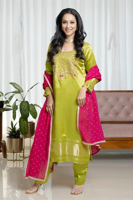 Saangi Phoolvadi Lime Green Gajji Silk Kurta Set 
