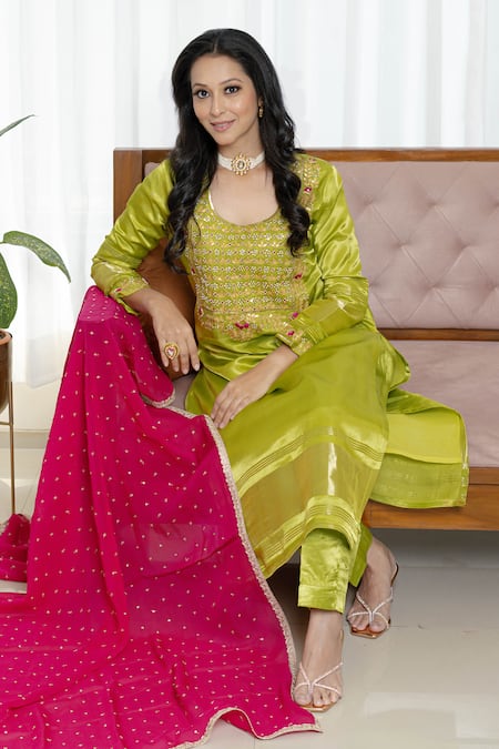 Buy_Saangi_Pink Organza, Chanderi Silk Foil Printing, Phoolvadi Lime Green Gajji Kurta Set _Online_at_Aza_Fashions