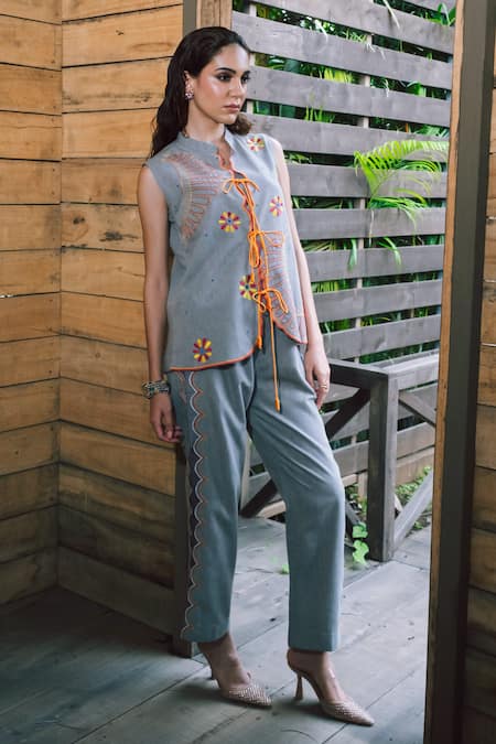 Shagun Nagi The Label Scallop Jacket Pant Set 