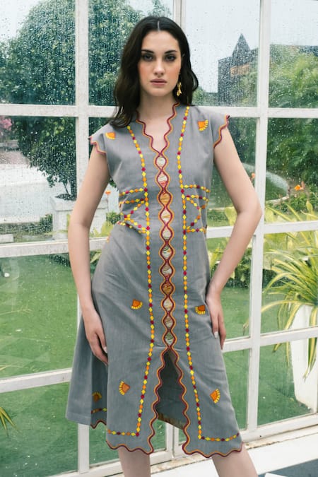 Shagun Nagi The Label Scallop Embroidered Dress 