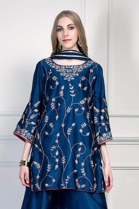 Buy_House Of Supriya_Teal Chiffon, Silk Embroidery, Tassels, Piping Round Neck Floral Kurta Set _Online_at_Aza_Fashions