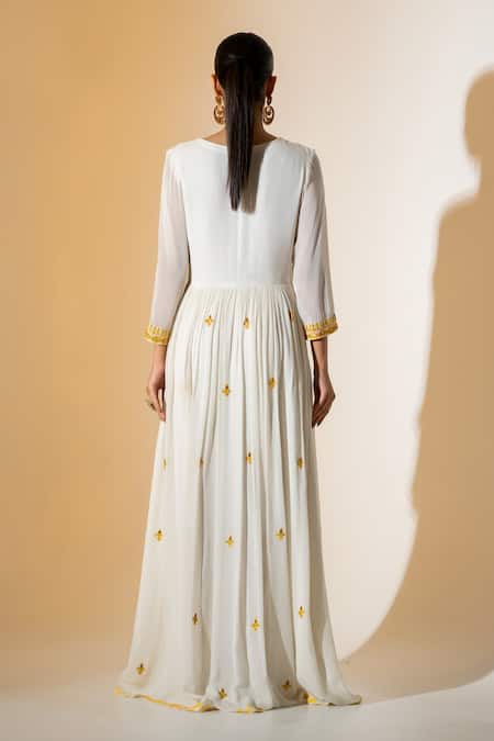 Shop K-Anshika Off White Georgette Embroidery, Sequins V-neck Anarkali With Dupatta at Aza Fashions Shop_K-Anshika_Off White Georgette Embroidery, Sequins V-neck Anarkali With Dupatta _at_Aza_Fashions