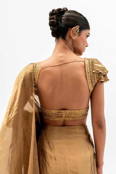 Buy_Garo_Gold Tissue Embroidery, Zari V-neck Geometric Blouse With Pre-draped Saree _Online_at_Aza_Fashions